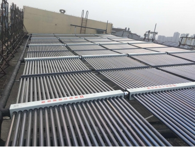 淄博柳泉艺术学校阳台壁挂太阳能整体项目